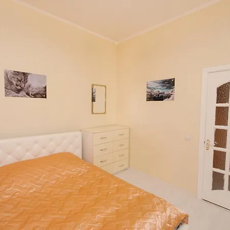 Molnar Nezavisimosti 40 *